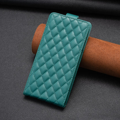 For iPhone 16 Diamond Lattice Vertical Flip Leather Phone Case(Green) - iPhone 16 Cases by buy2fix | Online Shopping UK | buy2fix